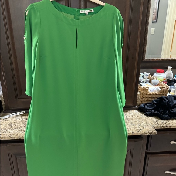 Trina Turk Vibrant Green Dress - Picture 2 of 7